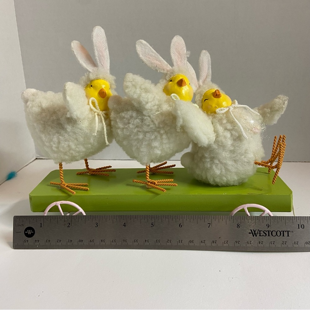 Adorable Easter Chick Trio on Green Cart - Picture 3 of 7